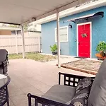 House Close To Downtown, Airport, Raymond James Stadium, And Many More Places