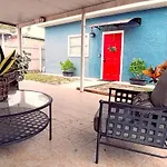 House Close To Downtown, Airport, Raymond James Stadium, And Many More Places