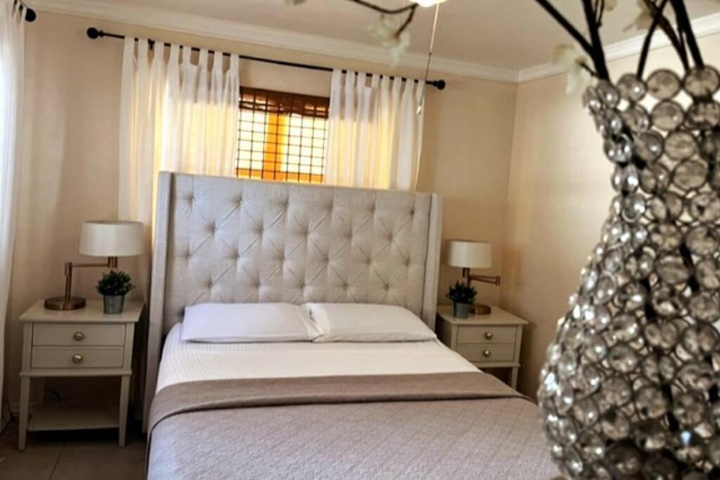 House Close To Downtown, Airport, Raymond Stadium, And Many Places Holiday home Tampa